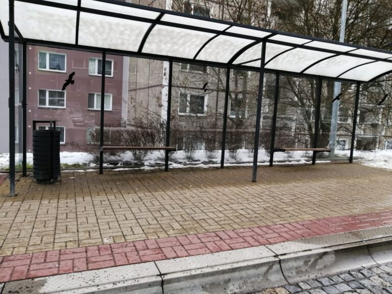 Stávající zastávka na sídlišti Zlatý Vrch