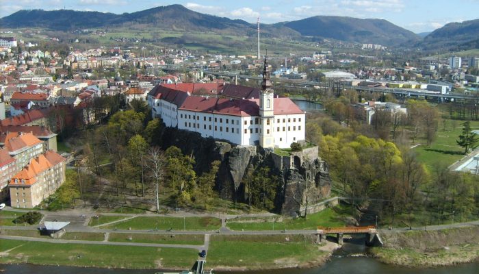 Decin